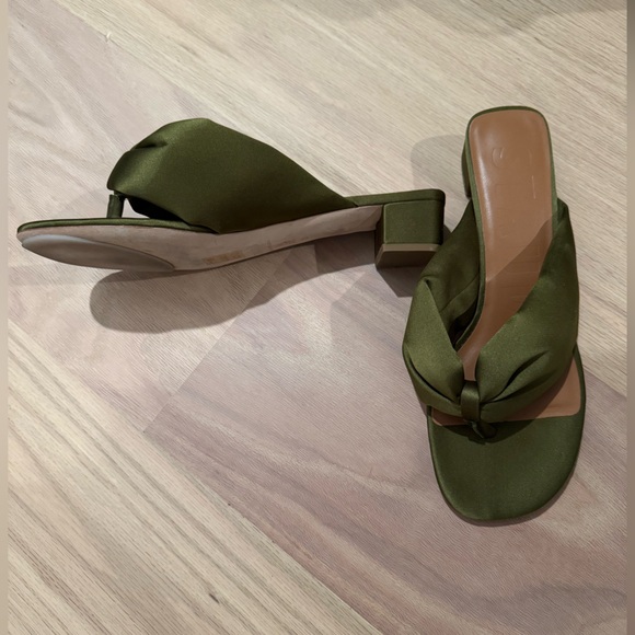 STAUD Dahlia Olive Green Sandals Size 38 - Picture 1 of 4